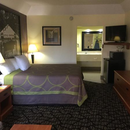 Super 8 By Wyndham Fairfield Tx Hotel Екстериор снимка