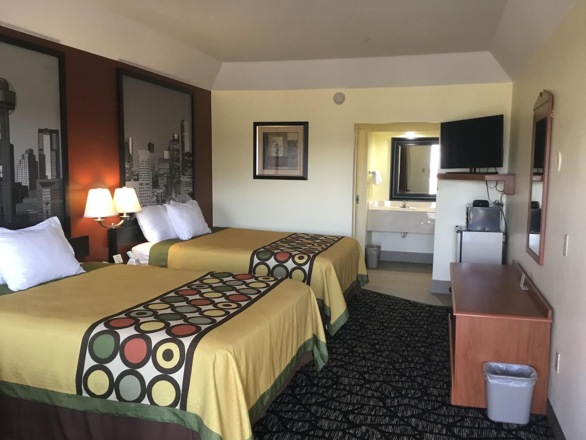 Super 8 By Wyndham Fairfield Tx Hotel Екстериор снимка